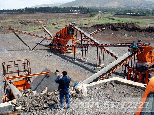 整套砂石生產(chǎn)線(xiàn)全套設(shè)備哪種廠(chǎng)家好？都有哪些碎石設(shè)備