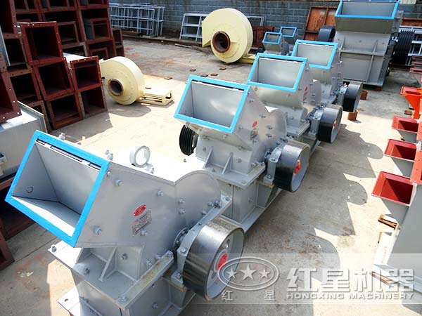 優(yōu)質(zhì)錘式反擊破碎機(jī)