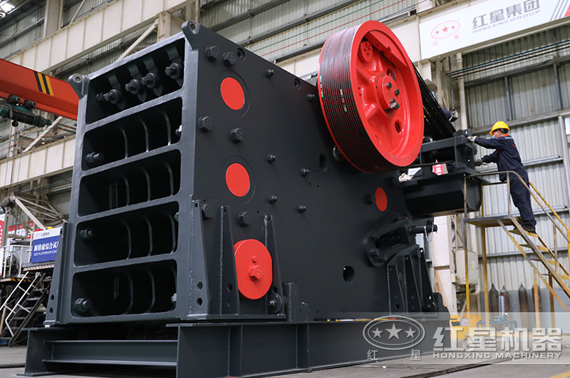 鄂破碎機900x1200時產(chǎn)多少噸？多少錢？