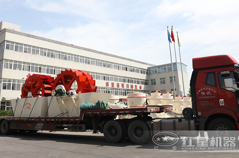 2臺(tái)撈砂機(jī)發(fā)貨