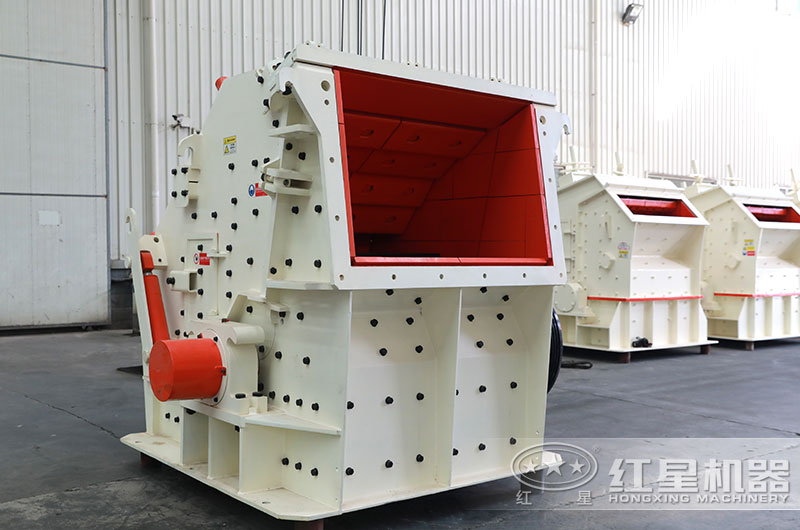 1213反擊破碎機(jī)時(shí)產(chǎn)量多少？多大電機(jī)？附參數(shù)表