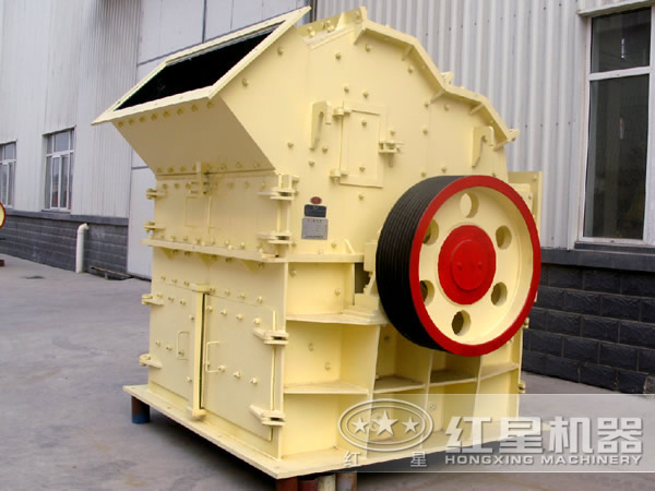 PXJ800×600型石灰石高產(chǎn)細(xì)碎機(jī)_小功率，大能力，值得一看