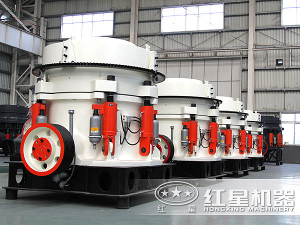 1750型短頭圓錐破碎機(jī)多少錢？大概生產(chǎn)量可達(dá)多少噸？