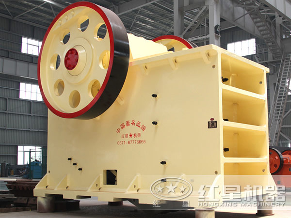 大型粉碎石頭機多少錢一臺？有沒有優(yōu)質廠商可推薦的