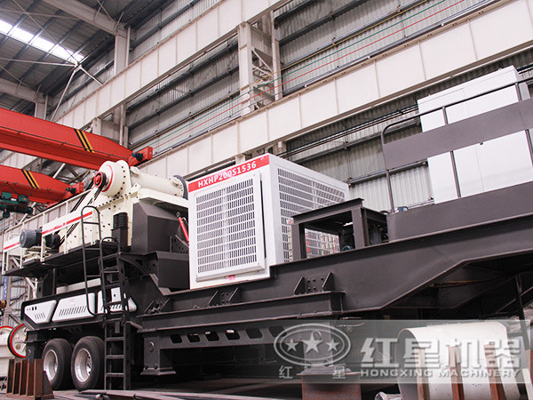 時(shí)產(chǎn)150噸的移動(dòng)碎石機(jī)多少錢？值得投資嗎？