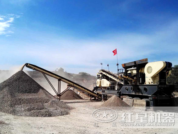 移動破碎車生產(chǎn)現(xiàn)場