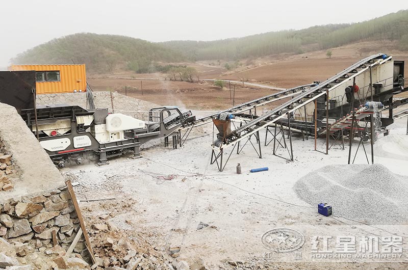 時(shí)產(chǎn)15、20、30噸的小型移動(dòng)碎石機(jī)可行嗎？