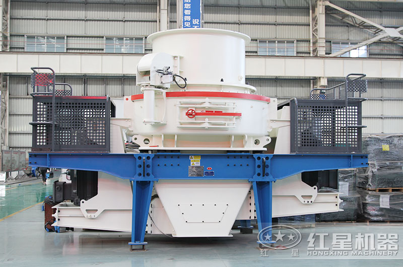 有將鵝卵石破碎成沙的機(jī)器嗎？鵝卵石碎沙機(jī)多少錢？