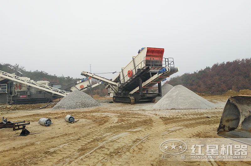 合理搭配的多級移動碎石生產線現(xiàn)場