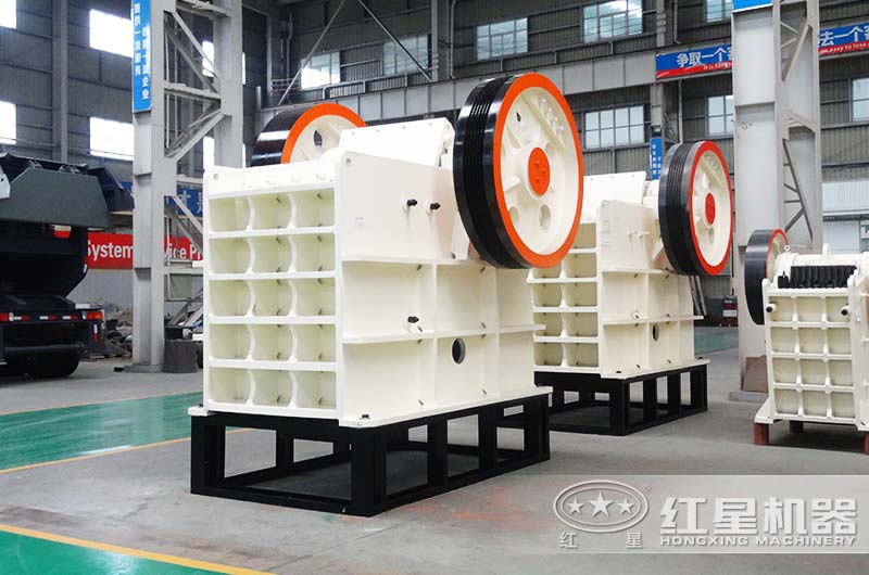 57破碎機(jī)生產(chǎn)車(chē)間