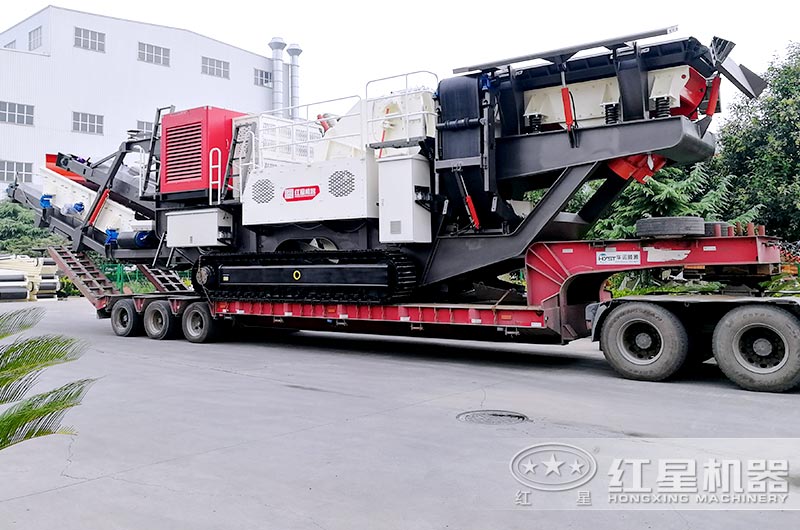 微型隱蔽式移動(dòng)石子破碎機(jī)，您就偷樂(lè)著賺錢吧！