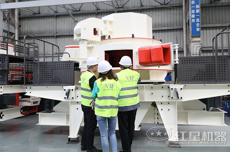 客戶來(lái)廠考察設(shè)備