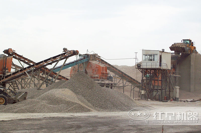 1噸混凝土能產(chǎn)出多少料？廢棄混凝土集中破碎用什么機器？