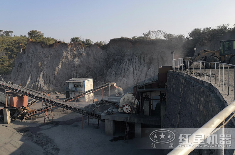 褐煤和煙煤有什么區(qū)別？重型石料破碎機能破褐煤嗎？