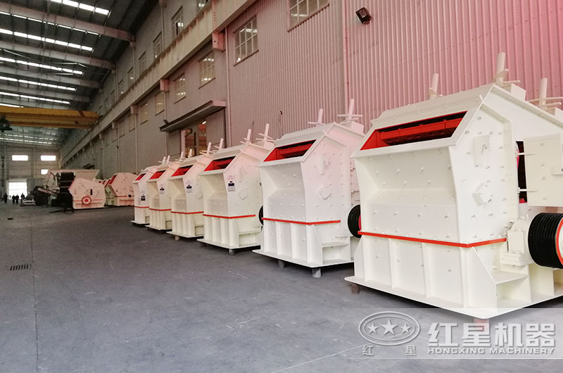 1315和1214反擊破能吃多少料？堵料導(dǎo)致停機(jī)，影響生產(chǎn)怎么辦？